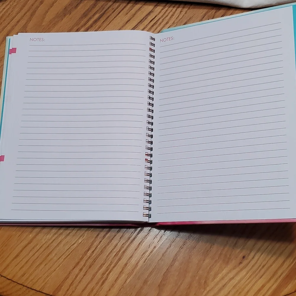 Enclosed Spiral Perpetual Planner
